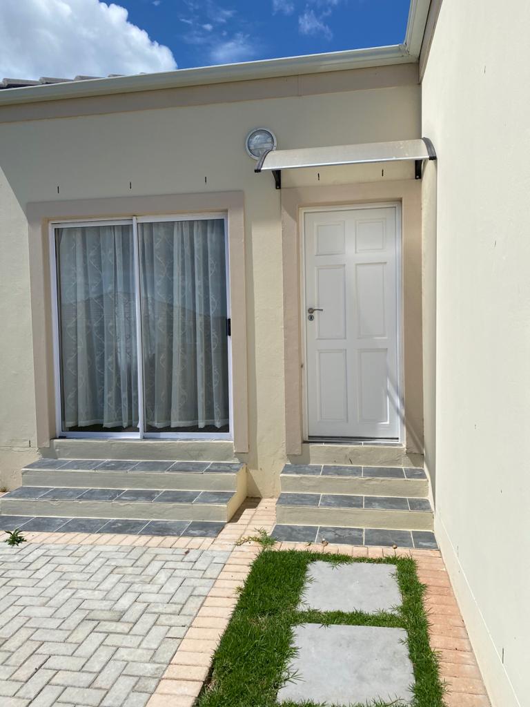 3 Bedroom Property for Sale in Parsonsvlei Eastern Cape